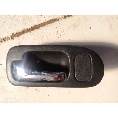  Ручка внутренняя передняя левая к  Honda  Civic,  1998