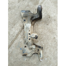  Балка подвески передняя (подрамник) к  Honda  Civic,  1998