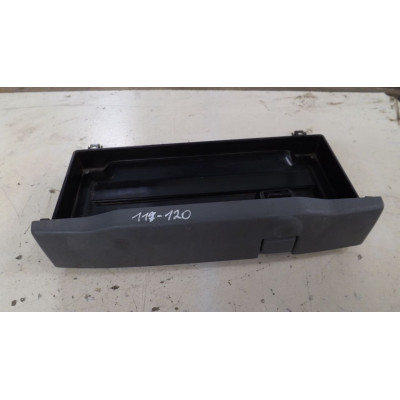  Вещевой ящик центральной консоли к  Lancia  Zeta,  2000