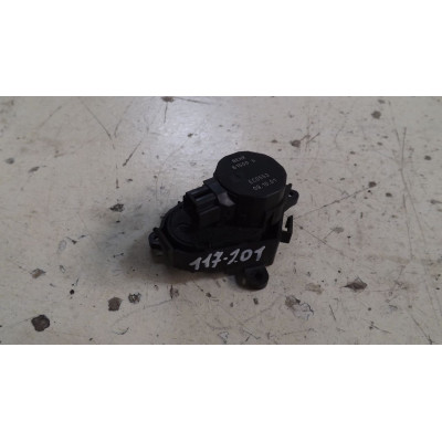  Моторчик заслонки печки к  Peugeot  806,  2000