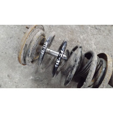  Стойка передняя правая к  Audi  100,  1985