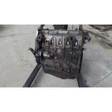  Двигатель к  Audi  100,  1985