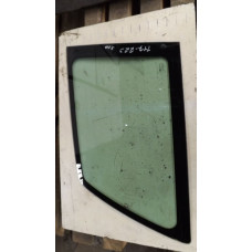  Стекло кузовное боковое правое к  Lancia  Zeta,  2000