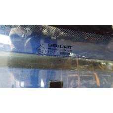  Стекло лобовое к  Lancia  Zeta,  2000