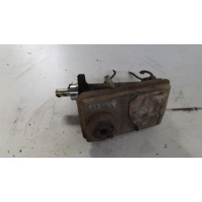  Цилиндр тормозной главный к  Audi  100,  1985