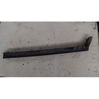  Направляющая сдвижной двери к  Peugeot  806,  2000