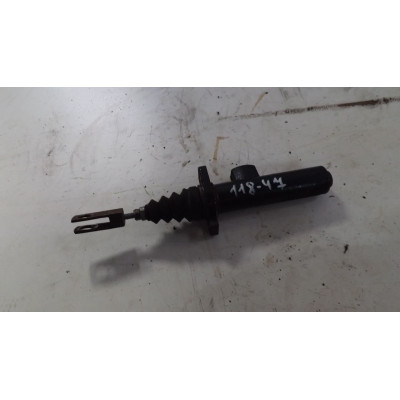  Цилиндр сцепления главный к  Audi  100,  1985