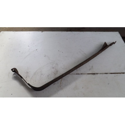  Крепление топливного бака к  Audi  100,  1985