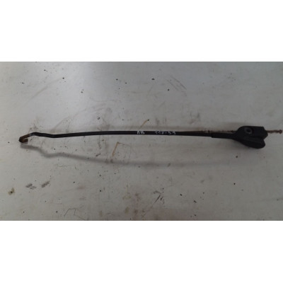  Щеткодержатель (поводок стеклоочистителя, дворник) к  Audi  100,  1985