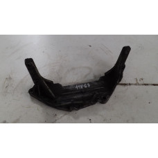  Кронштейн двигателя к  Audi  100,  1985