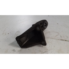  Кронштейн КПП к  Audi  100,  1985