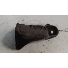  Кронштейн КПП к  Audi  100,  1985