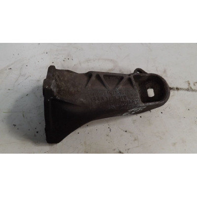 Кронштейн КПП к  Audi  100,  1985