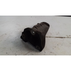  Кронштейн КПП к  Audi  100,  1985