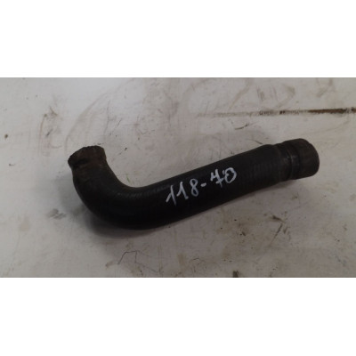  Патрубок радиатора к  Audi  100,  1985
