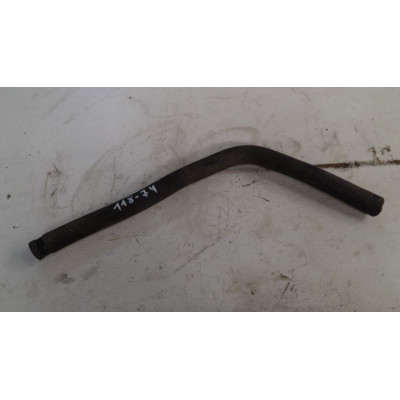  Патрубок отопителя (печки) к  Audi  100,  1985