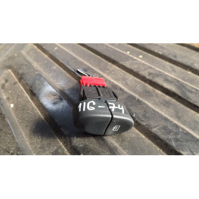  Кнопка стеклоподъемника к  Renault  Megane,  1998