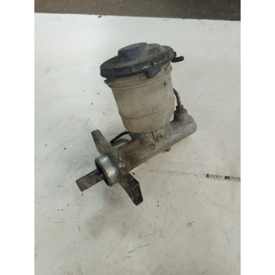  Цилиндр тормозной главный к  Honda  Civic,  1998