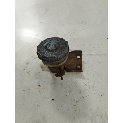 Бачок главного цилиндра сцепления к  Honda  Civic,  1998