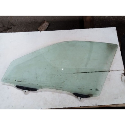  Стекло двери передней левой к  Honda  Civic,  1998