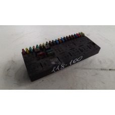  Блок предохранителей к  Audi  100,  1985