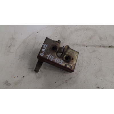  Замок двери передней левой к  Audi  100,  1985