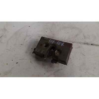  Замок двери задней левой к  Audi  100,  1985