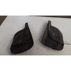  Брызговик к  Audi  100,  1985