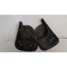  Брызговик к  Audi  100,  1985