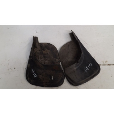  Брызговик к  Audi  100,  1985