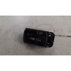  Ручка внутренняя задняя правая к  Audi  100,  1985