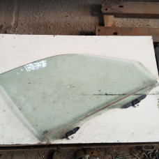  Стекло двери передней правой к  Honda  Civic,  1998