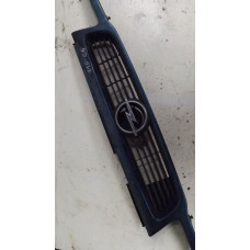  Решетка радиатора к  Opel  Astra,  1996