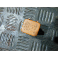  Реле (прочие) к  Nissan  Primera,  2001