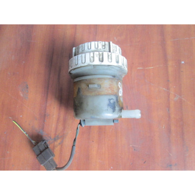 Бачок тормозной жидкости к  Mitsubishi  Galant,  1995