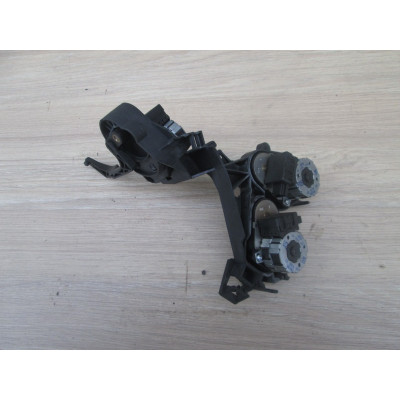  Моторчик заслонки печки к  BMW  3 E46,  1998