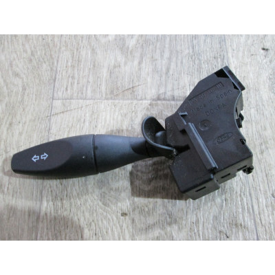  Переключатель поворотов к  Ford  Mondeo,  2004