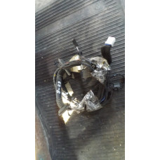  Проводка двери к  Mitsubishi  Colt,  1998