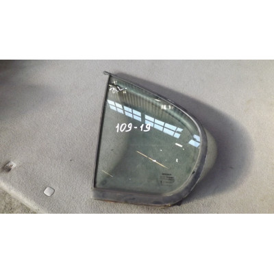  Стекло кузовное боковое левое к  Nissan  Primera,  1997