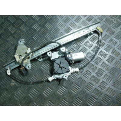  Стеклоподъемник электрический передний правый к  Nissan  Primera,  2001