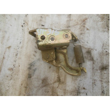  Ответная часть замка багажника к  Nissan  Primera,  1998