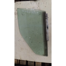  Стекло двери передней левой к  Opel  Astra,  1996