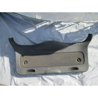  Обшивка крышки багажника к  Rover  75,  1999