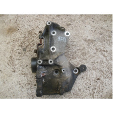  Кронштейн генератора к  Renault  Laguna,  1999