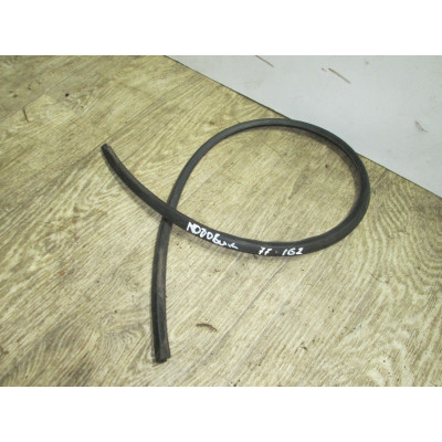  Уплотнитель к  Volkswagen  Golf,  1996