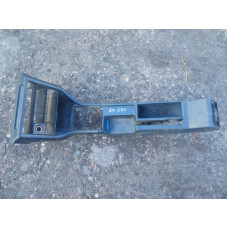  Консоль салона (кулисная часть) к  Audi  100,  1989