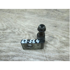  Петля двери к  Porsche  Cayenne,  2008