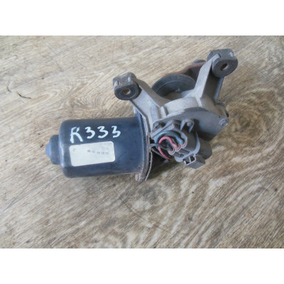  Моторчик передних стеклоочистителей (дворников) к  Nissan  Primera,  1994