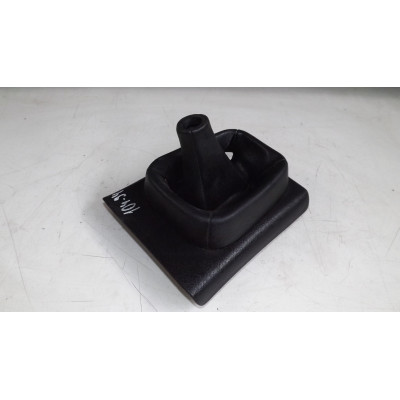  Чехол рычага КПП к  Volkswagen  Golf,  1994