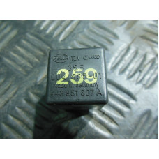  Реле (прочие) к  Audi  100,  1989